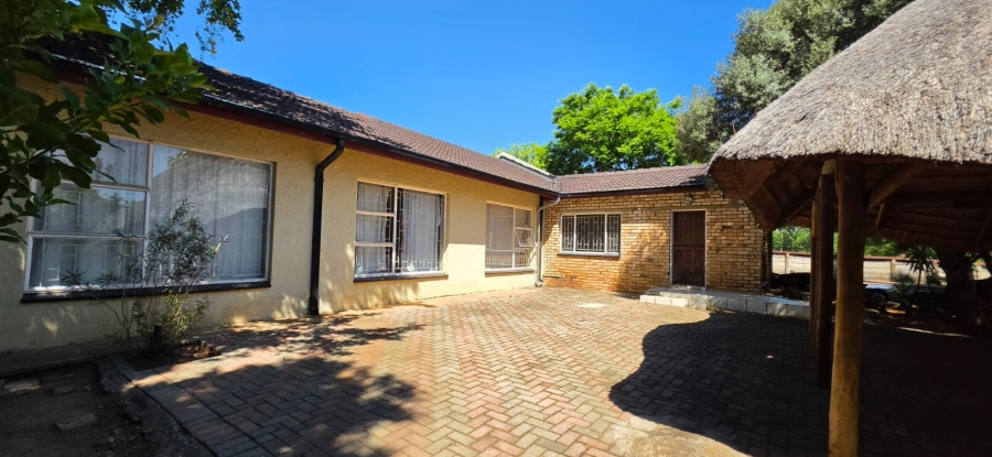 3 Bedroom Property for Sale in Elandia North West